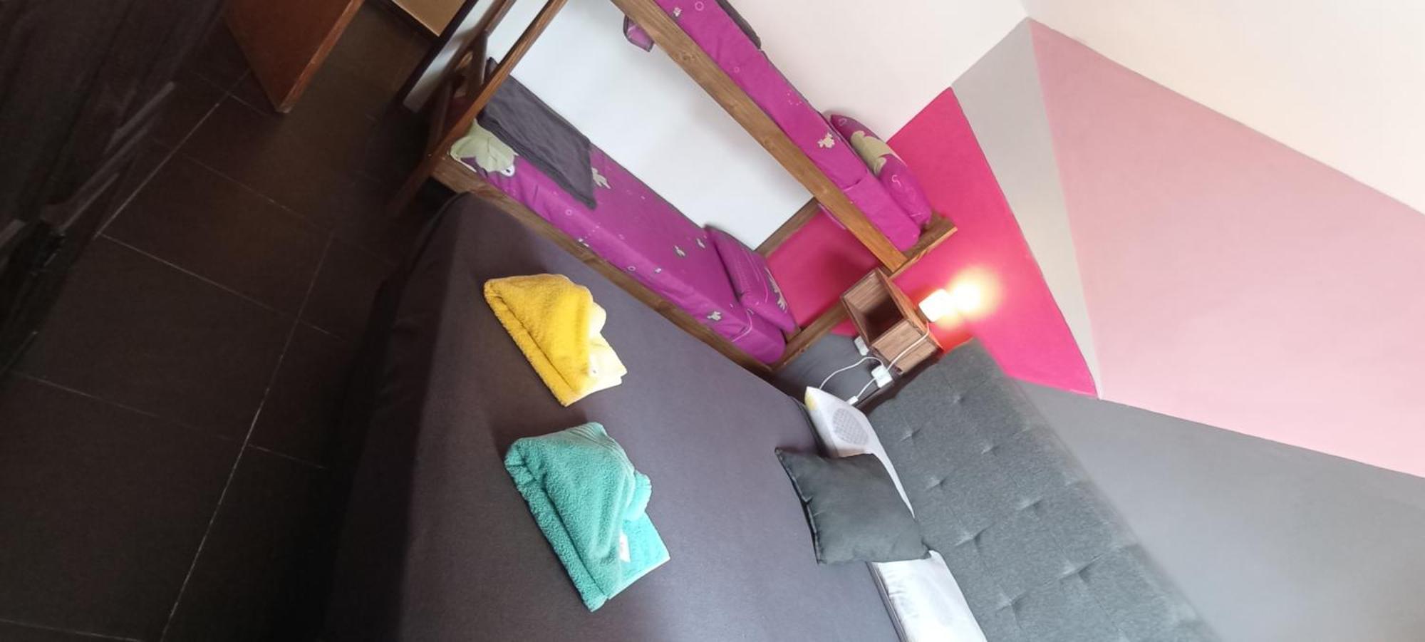 Hostal Gueemes *